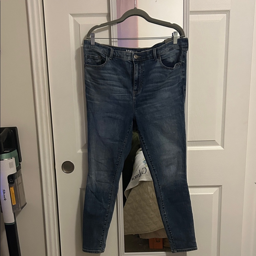 torrid Medium Wash Skinny Jeans - Blue